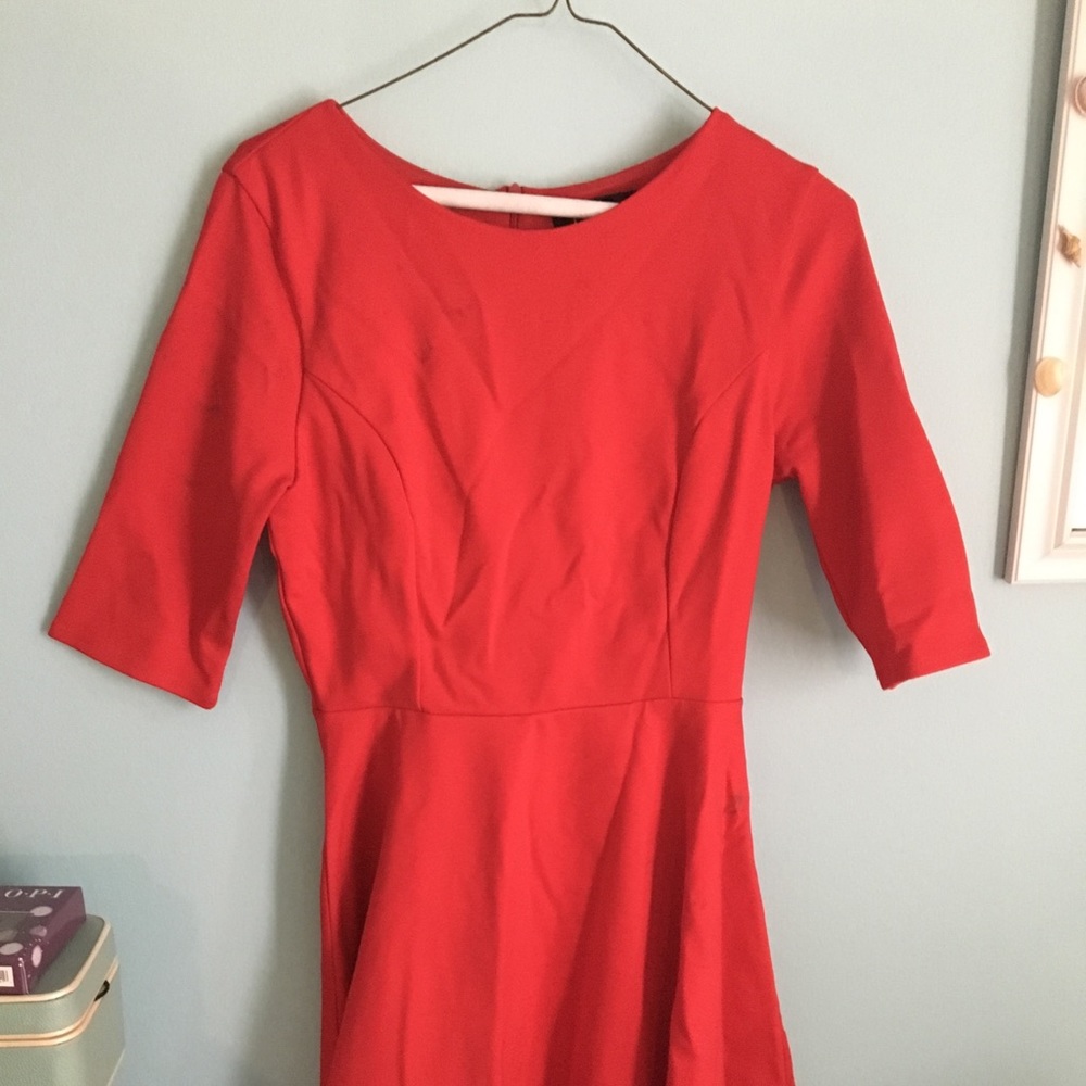 Lulus red dress